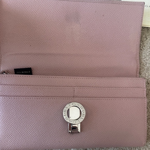 Bulgari Dusty Pink Leather Wallet - Picture 4 of 12